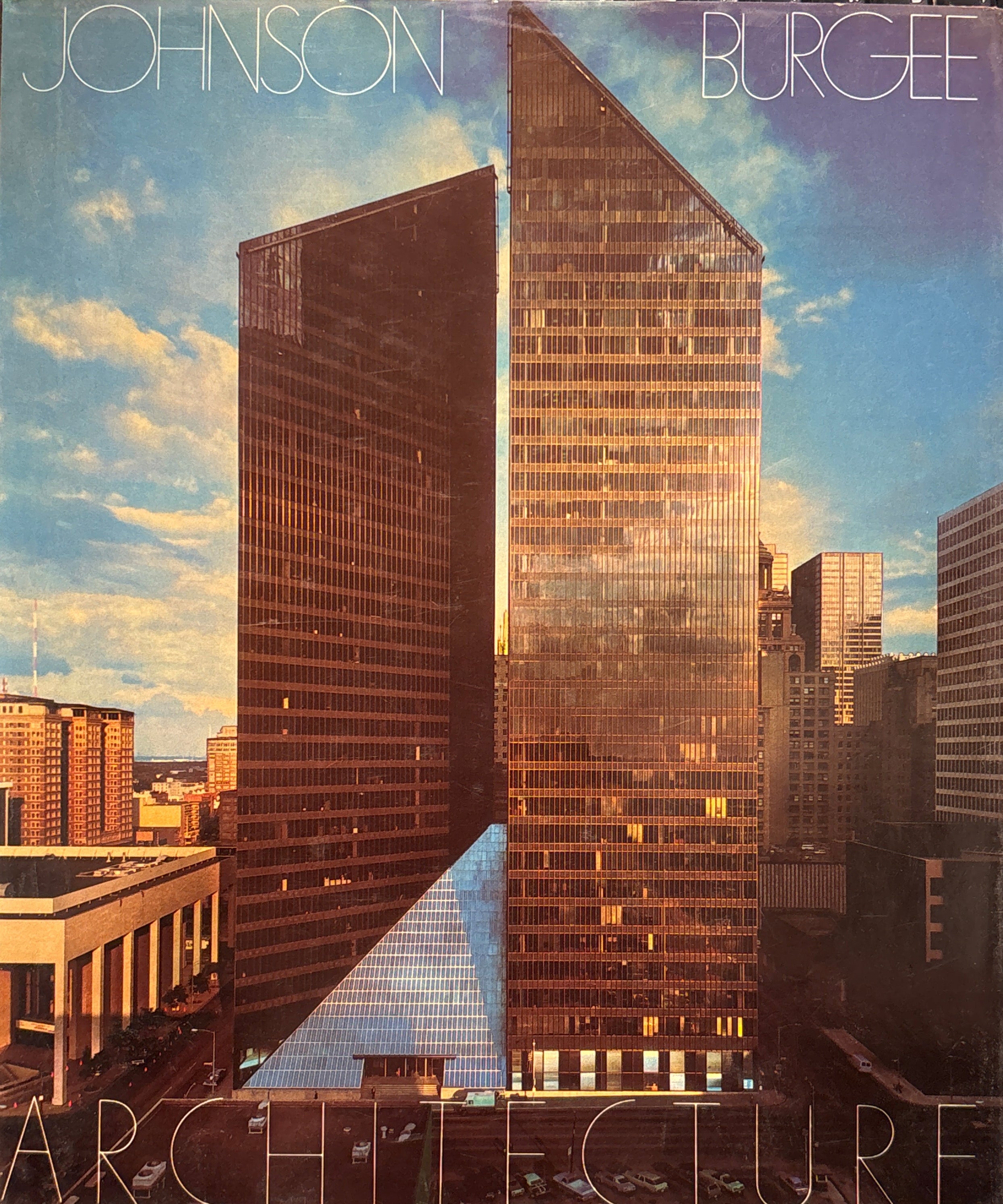 JOHNSON/BURGEE / ARCHITECTURE