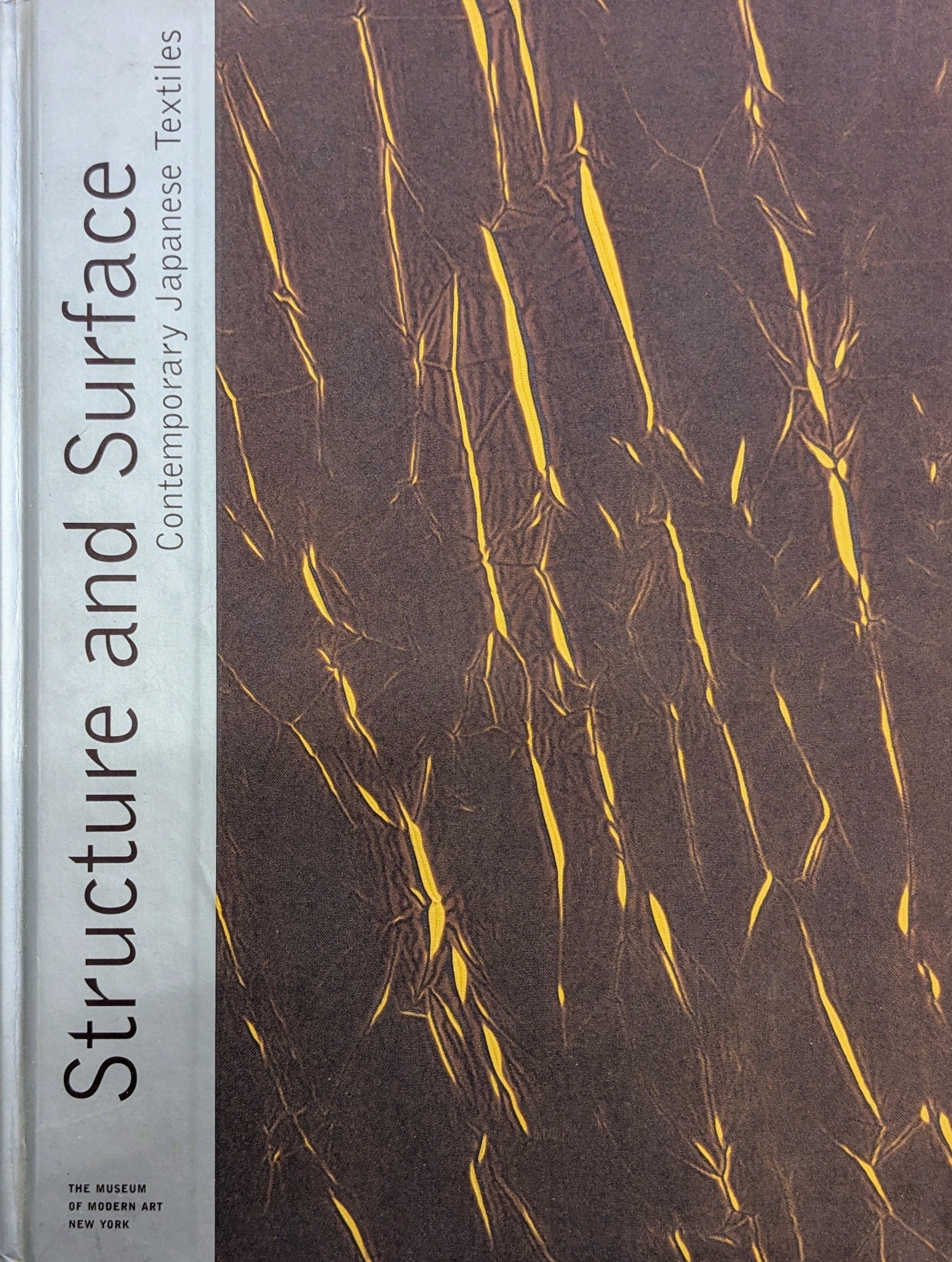 Structure And Surface / Contemporary Japanese Textiles