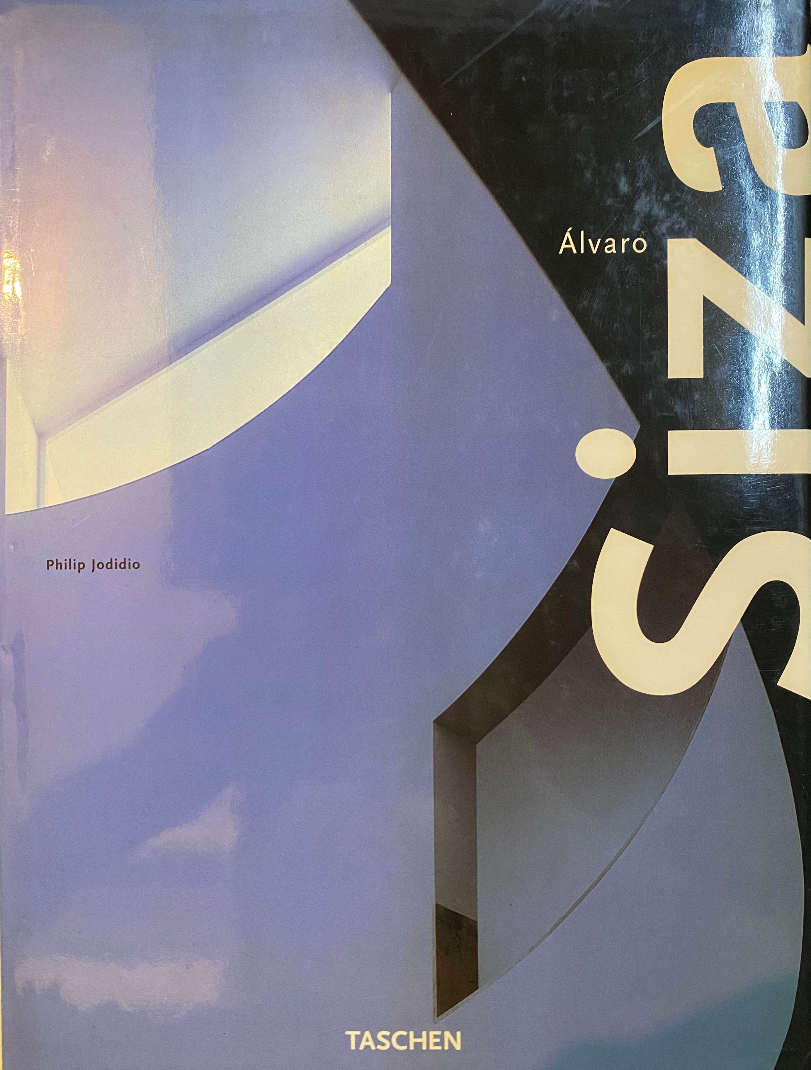 Alvaro Siza