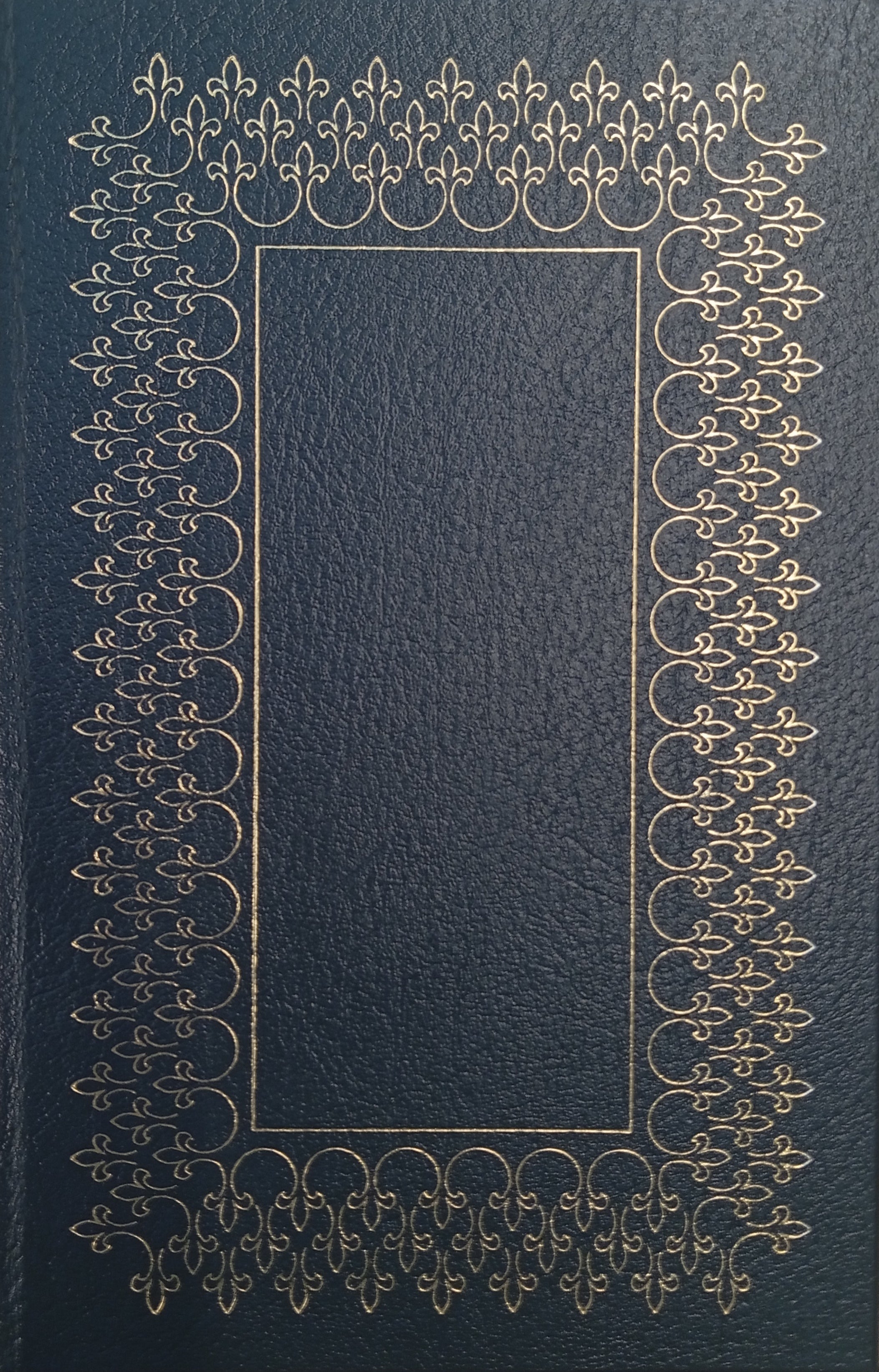 Candide: Collector's Edition / by Voltaire, with illustrations by Sylvain Sauvage