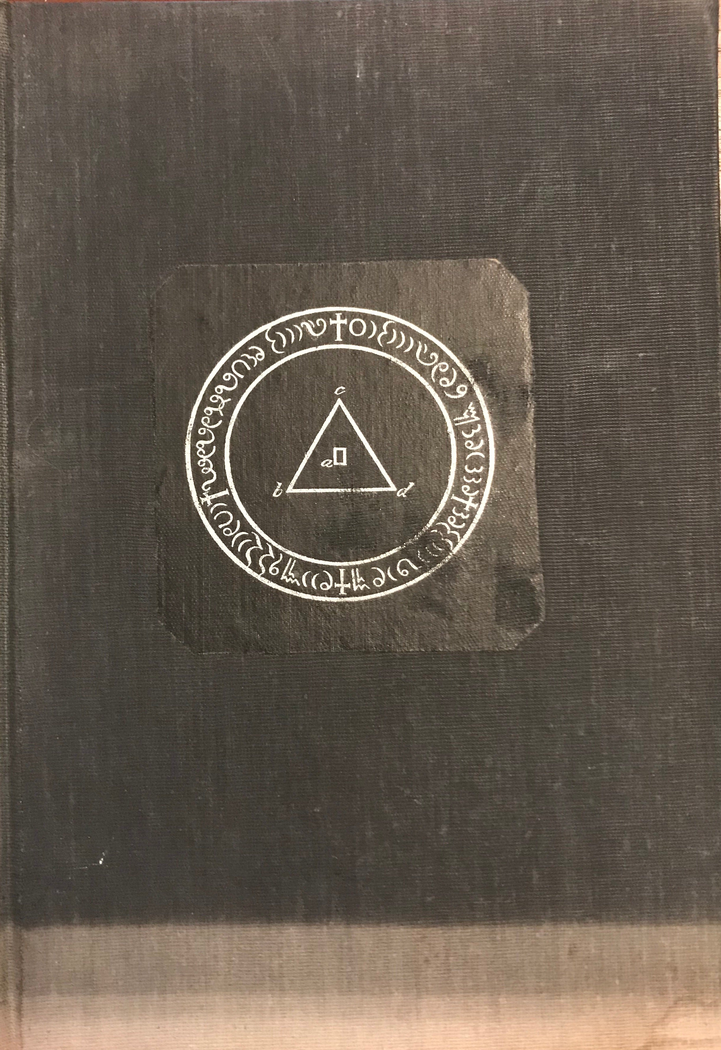 THE MIRROR OF MAGIC/ A HISTORY OF MAGIC IN THE WESTERN WORLD